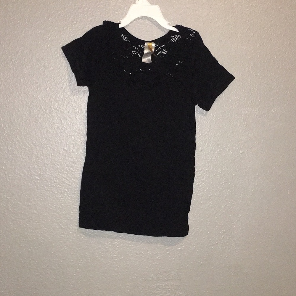 Black shirt